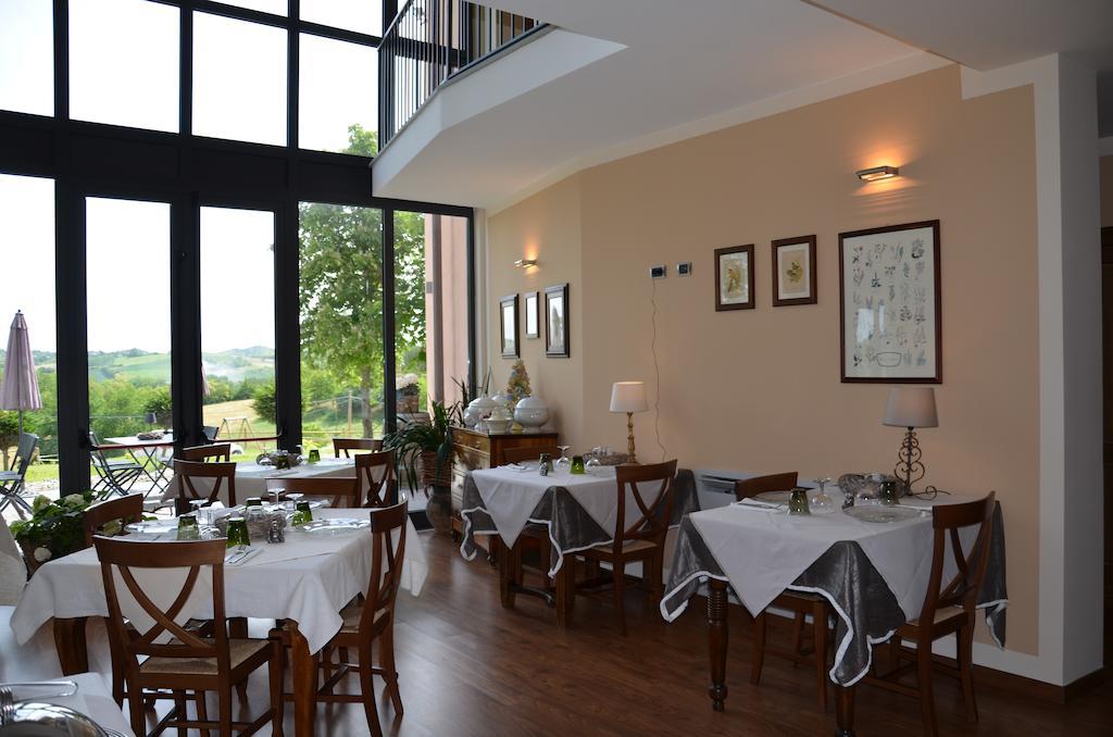 Hotel Cascina Castagneto CastellʼAlfero Zewnętrze zdjęcie