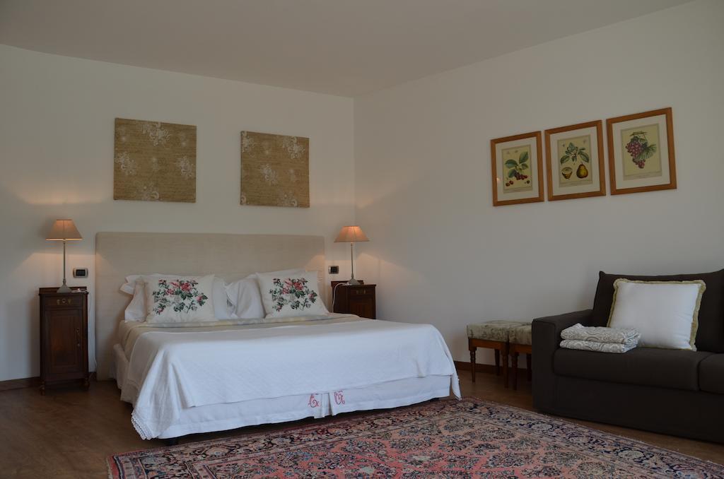 Hotel Cascina Castagneto CastellʼAlfero Pokój zdjęcie