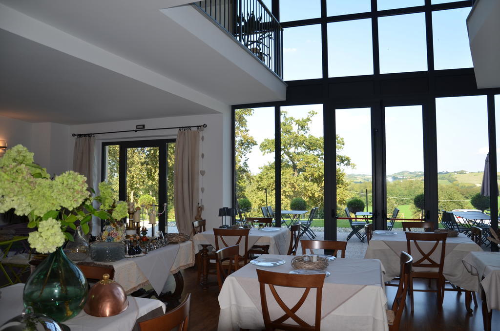 Hotel Cascina Castagneto CastellʼAlfero Zewnętrze zdjęcie