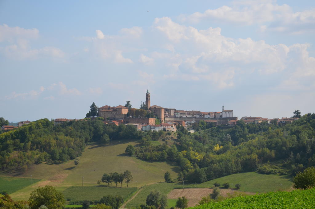 Hotel Cascina Castagneto CastellʼAlfero Zewnętrze zdjęcie
