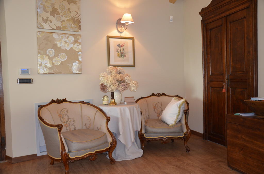 Hotel Cascina Castagneto CastellʼAlfero Zewnętrze zdjęcie