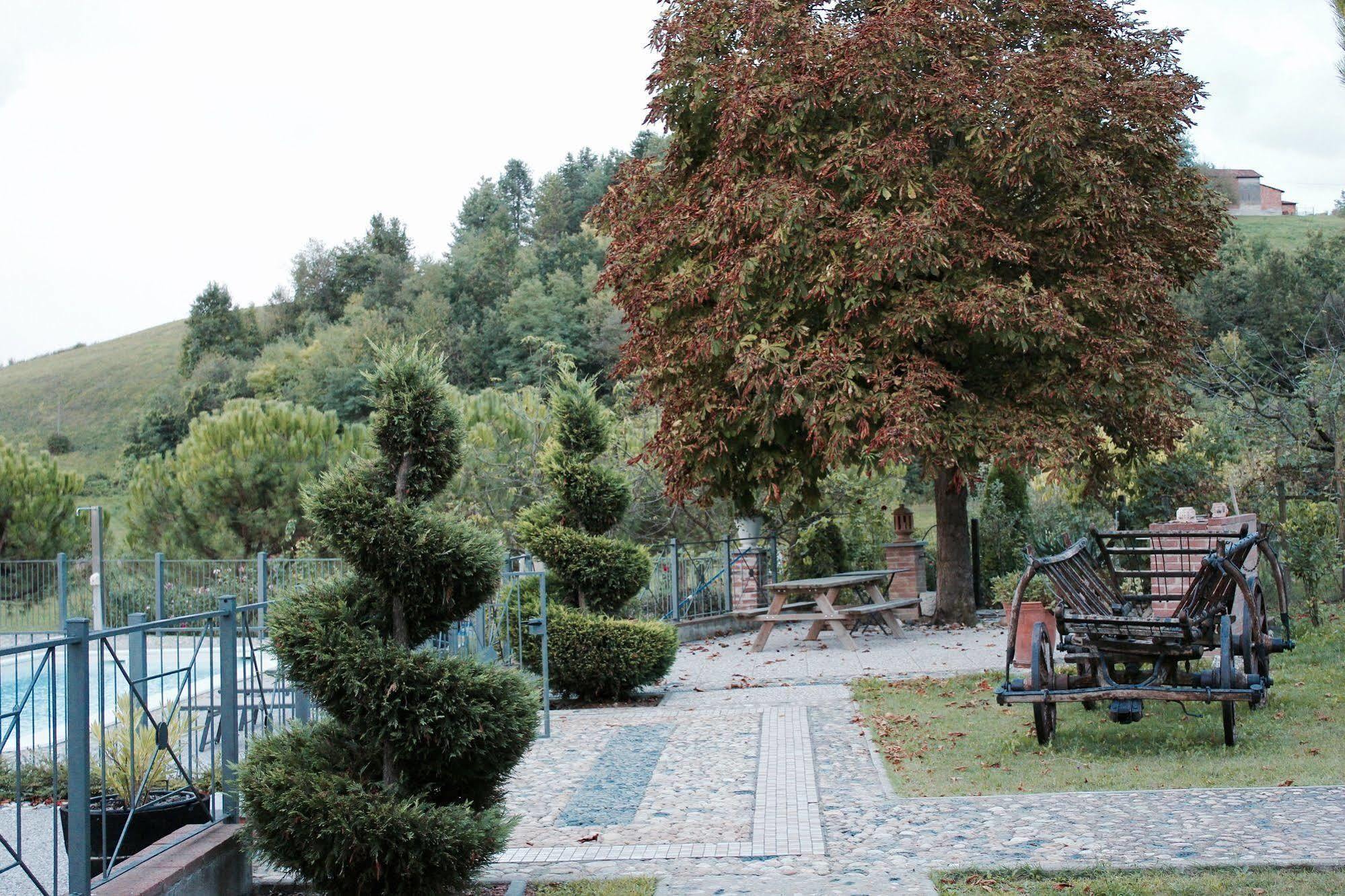 Hotel Cascina Castagneto CastellʼAlfero Zewnętrze zdjęcie